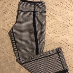 EUC Vintage lululemon crop